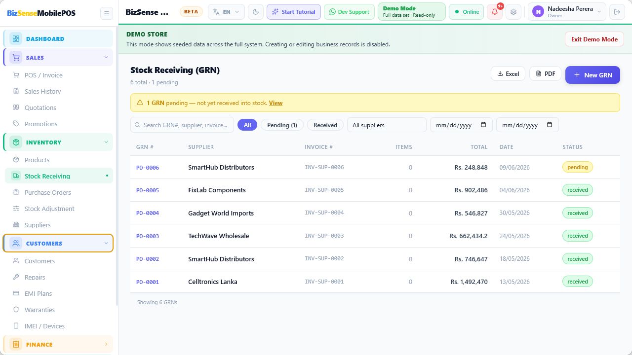 Customer management screen with customer records